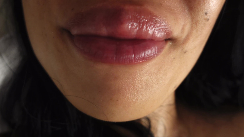Asmr_mouth: Adoro leccarti in posizione di posa