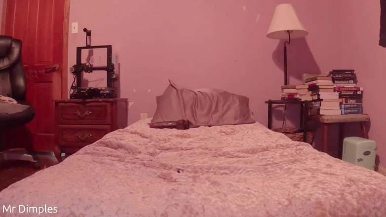 Mr Dimples: Antrenament anal cu vibratorul meu pulă mare și neagră!