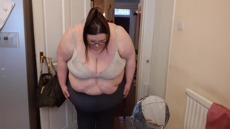 SSBBWLadyBrads: Weigh in after cake stuffing big gains