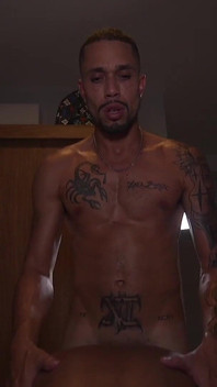 Велика дупа отримує трах! Велика сперма! Ricky Xl