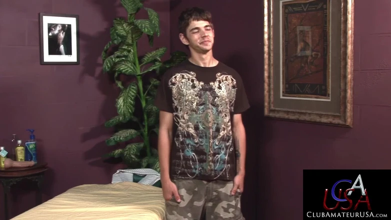 Club Amateur USA: Skinny Gay Shawn Lane Loves Cock Sucking Session