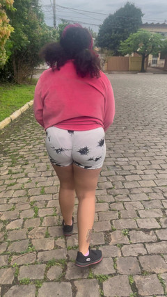 Cutiepiie Chubby: ぽっちゃりがガスを放ちながら入ってくるぽっちゃり おならが止まらない