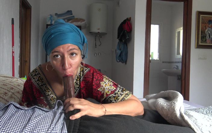 Souzan Halabi: İstanbul'da otelde zenci turistle aldatan temizlik
