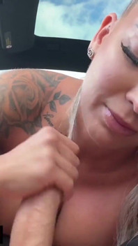 Big Tits Big Ass Curvy Blonde Hayley Davies Fucks in Car