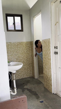 Plachá latina Služka šuká svého šéfa a udělá ho - Leyne Rodriguez