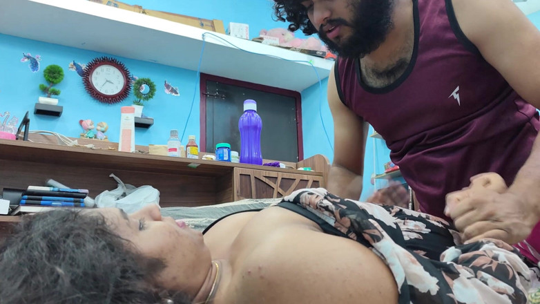 Vaigavarun45: คู่รัก Mallu โรแมนติกสุดฮอตในการลบชุดห้องนอนและจูบด้วยนมดูดควย Desi โรแมนติกสุดฮอตในบ้าน