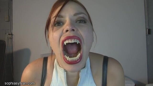 SophiaSylvan: Vampire Seduction and Revenge