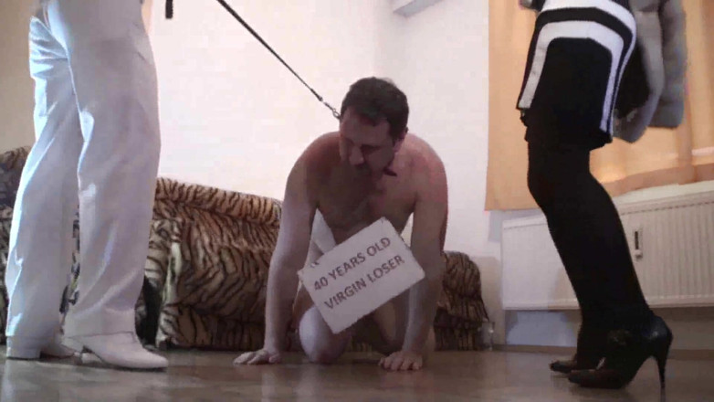 Femdom Austria: Pateando esclava estilo circo