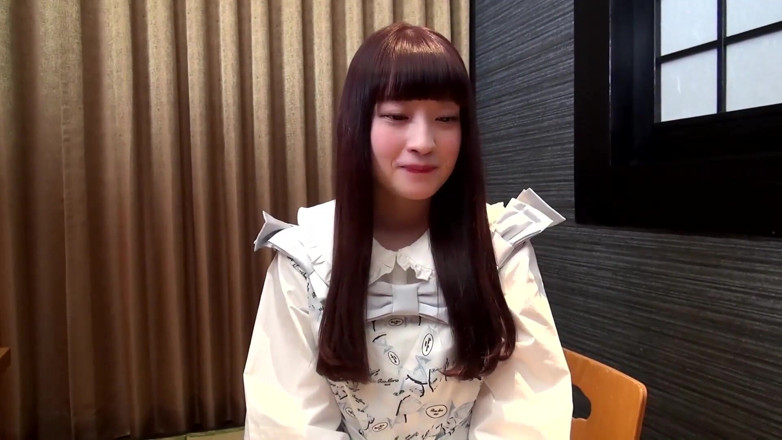 Asians in love: What a pretty girl