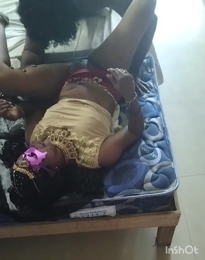 Funny couple porn studio: Alla padrona piace il lavoro 1