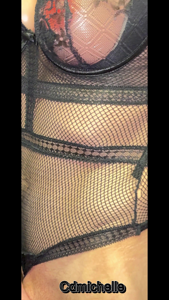 Cd Michelle lingerie: Cdmichelle purtând Tanteddy în costum negru