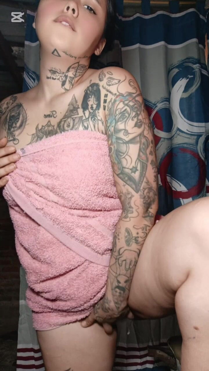 Dalyla: Esperanza Gmez in een handdoek