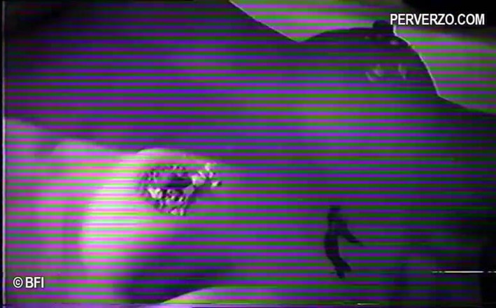 Slave Seks: 음란한 창녀를 위한 고통