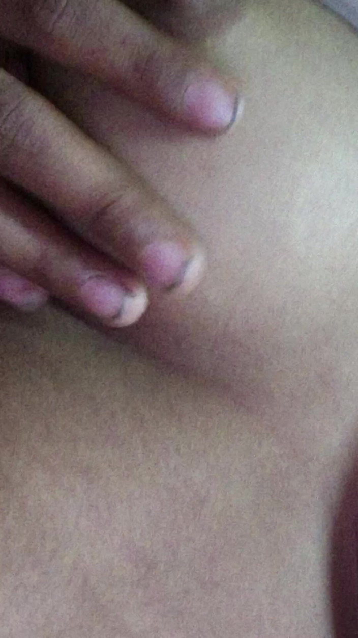 Moma: Klip Romantik Pasangan Desi