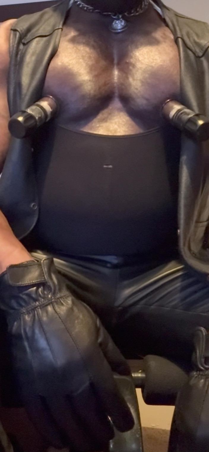 Brodyjayrichardson: Fetish Merokok Titpump &amp; Play