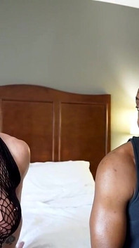 Jonathan Jordan Interviews Simone Steele