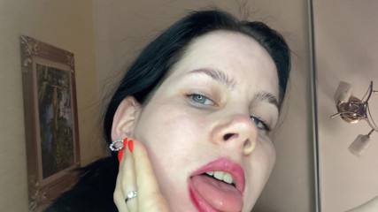 Anna Sky: Riesin anna, nahaufnahme