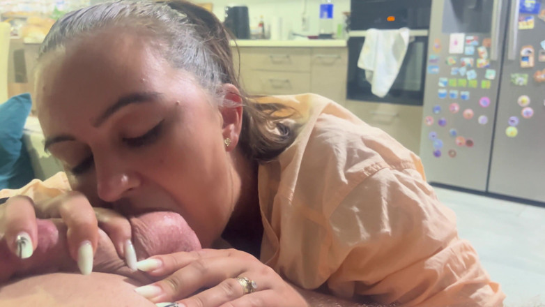 fantasycouplexxx: Morgenspaß mit freundin - bettszene-Überraschung