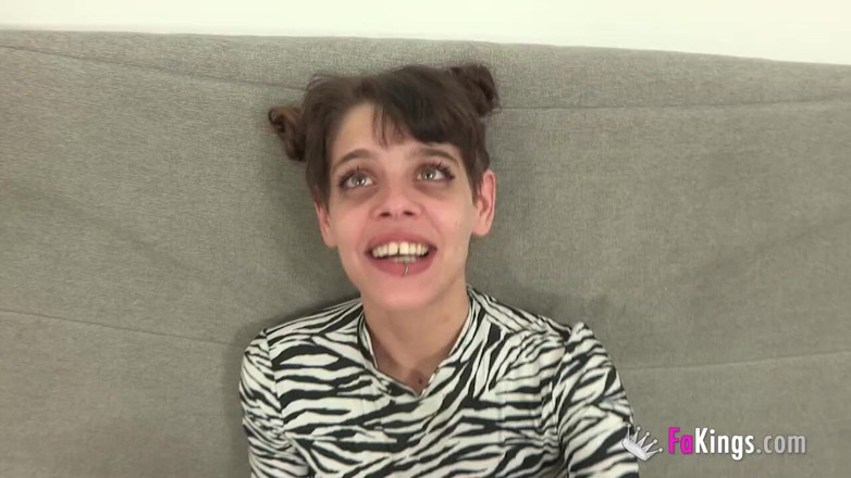 FAKings: ¡Iris está de vuelta! ¡Tan ansiosa como siempre, pero aún más...