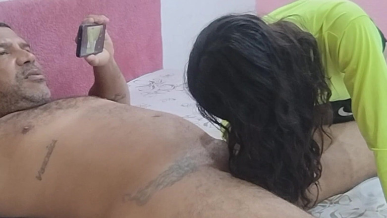 LeoOgro: The Dyke Whore Loves to Suck Cock