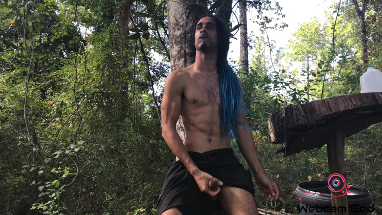 Arthur Eden aka Webcam God: Merokok dan melancap dengan ibu yang bersemangat