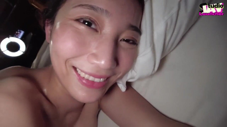 Studio JAV Launcher: Quadris sensuais revelados enquanto ela derrete sob palmadas brincalhonas e...