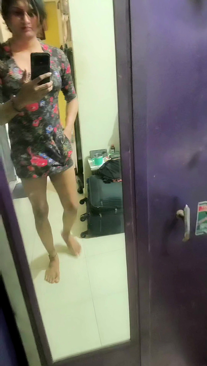 Zoyasazadai: Zoya Shezadi Arată Complet Ca O Rochie CD În Ziua De...