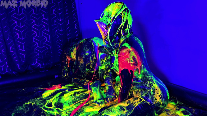 KinkyFemdomTV: 패트리샤와 함께하는 Uv Wet 그리고 지저분한 김피 더블 피스팅 4K