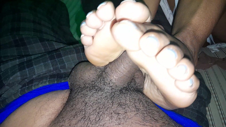 BigassMILF40: Foot Fucking My Mature Neighbor's Whore Likes Hard Cock