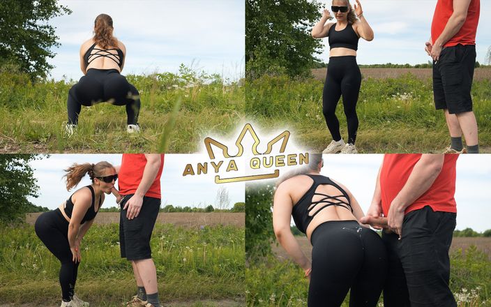 Anya Queen: 560 pantat gadis olahraga ini dientot gaya legging sama 560 cowok...