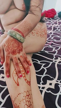 Bhabhi Benar-benar dalam mood