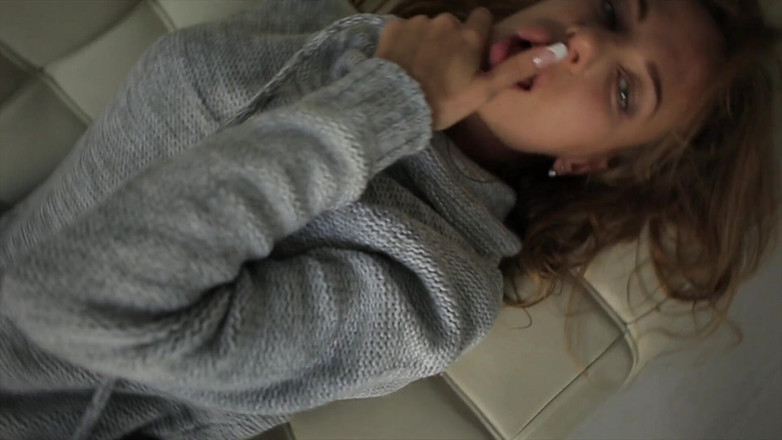StasyQ: Young attractive babe getting out of her clothes