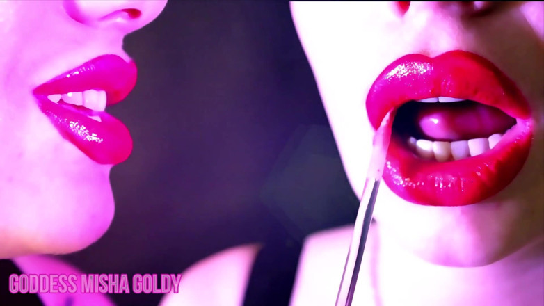 Goddess Misha Goldy: Non sarai mai abbastanza forte da dire di no alle...
