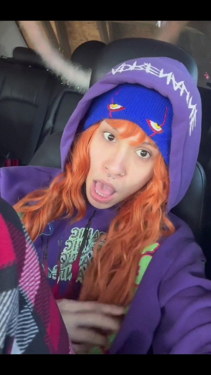 theunholychi: Plížil se chcaní