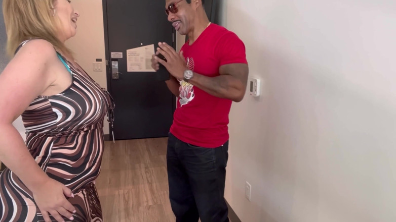 Danni Jones: King Cobra leva a milf danni jones da bbc virgindade