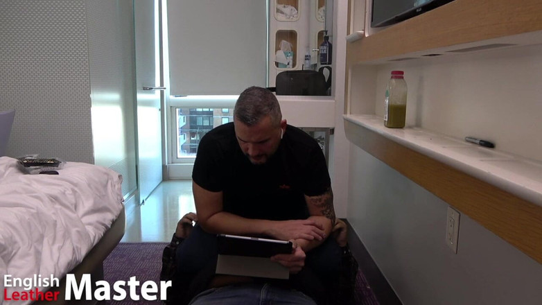 EnglishLeathermaster: Ansiktssittande och prutande