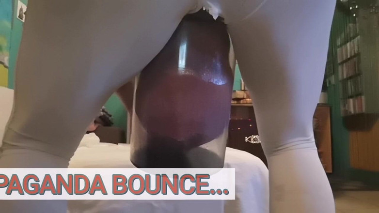 Monster_Meat_: その熱い後ろから