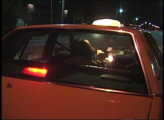 VOP Porno: Geile brünette will im taxiauto hart ficken