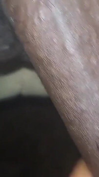 Gorący wielki czarny kutas masturbuje się