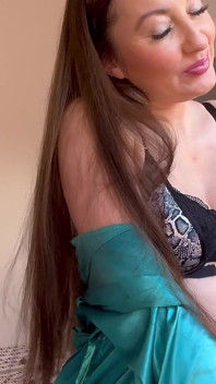 Satin Secrets: Trêu chọc nghịch ngợm của anh rể