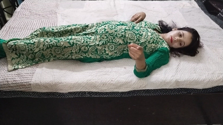Indian Muslim Couple: Indyjscy miłośnicy puszczują namiętną noc za zamkniętymi drzwiami