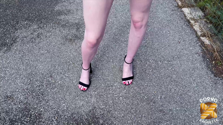 Porno Baguette: Lavyana, Naughty Redhead, Is Thirsty of Sex