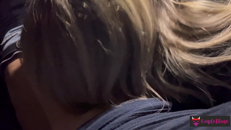 Coupleflage: Saya mempunyai haid, saya hanya boleh memberi anda blowjob!