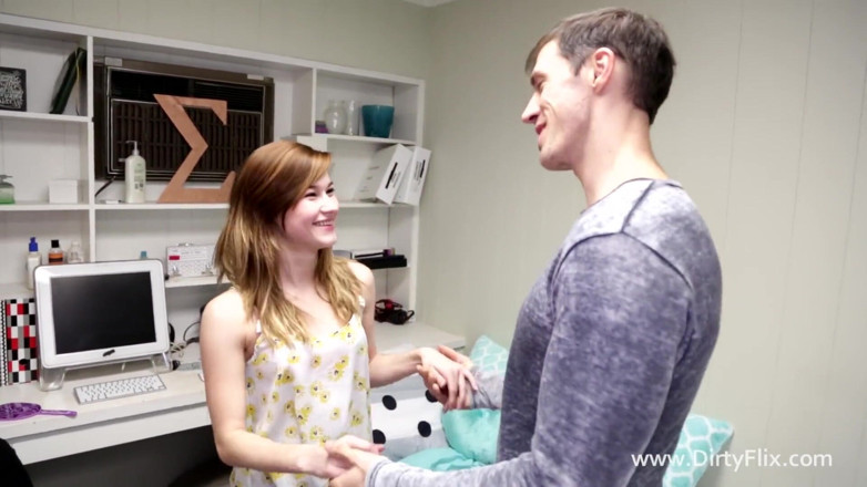 Trick Your Girlfriend: Przyrodnie przyrodnie przyrodnie siostry