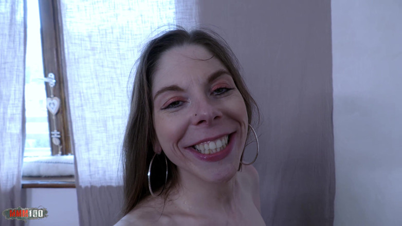 MMM100: Casting anale molto duro e squirting con la bellissima MILF...