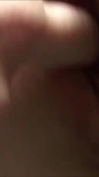 Sexy pelirroja madura consigue follada en primer plano