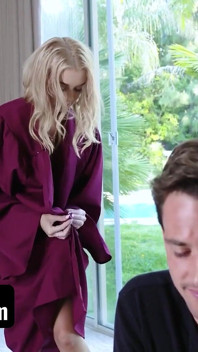 Adik tiri berambut coli Anastasia Knight Meraikan Graduasi Dengan Kongkek Taboo Ghairah