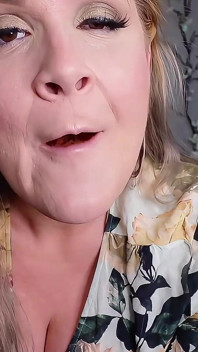 Jiran Miss Whitney Morgan mempunyai fetish Voresnack Rahsia