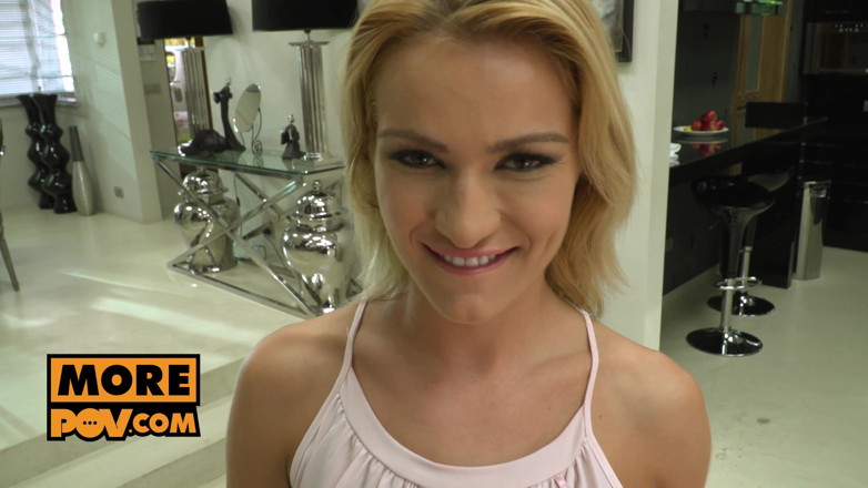 MorePOV: POV - geile cougar spermaslet Cherry Kiss neukt je hard en...