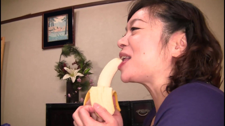 Vulture: Reverse Pickup MILF - Seducing A Boy and Having Arousing Sex